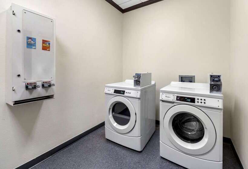 فندق Comfort Inn & Suites Oklahoma City West  I40