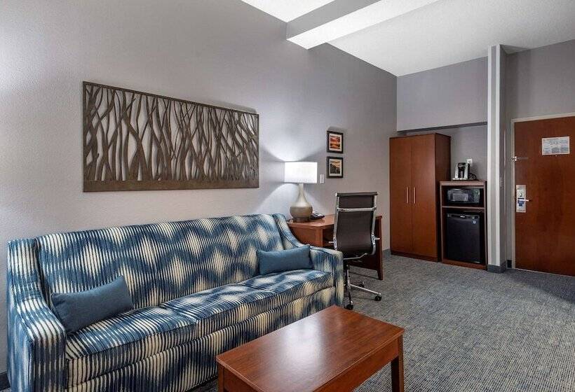 فندق Comfort Suites Near Birkdale Villagehuntersville