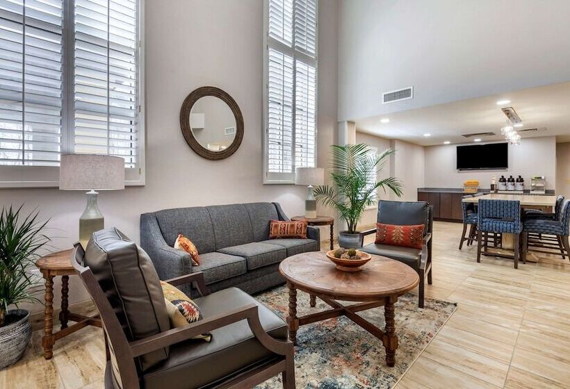 فندق Comfort Suites Near Birkdale Villagehuntersville