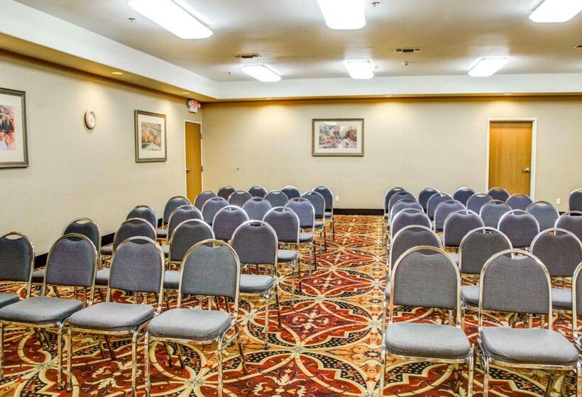 Отель Comfort Suites Tyler South