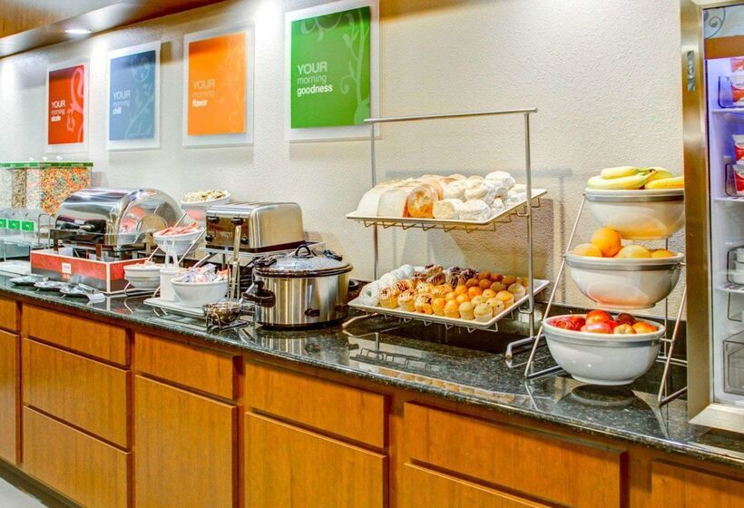 Отель Comfort Suites Tyler South