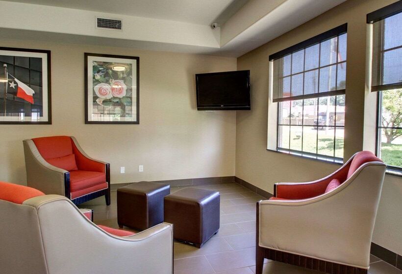 Отель Comfort Suites Tyler South