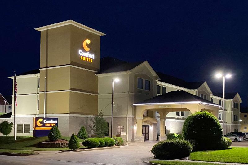 Отель Comfort Suites Tyler South