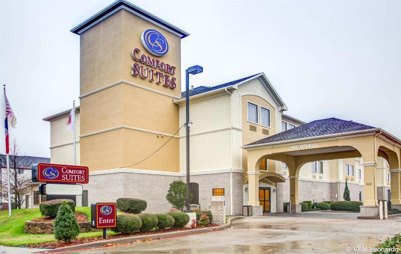 Отель Comfort Suites Tyler South