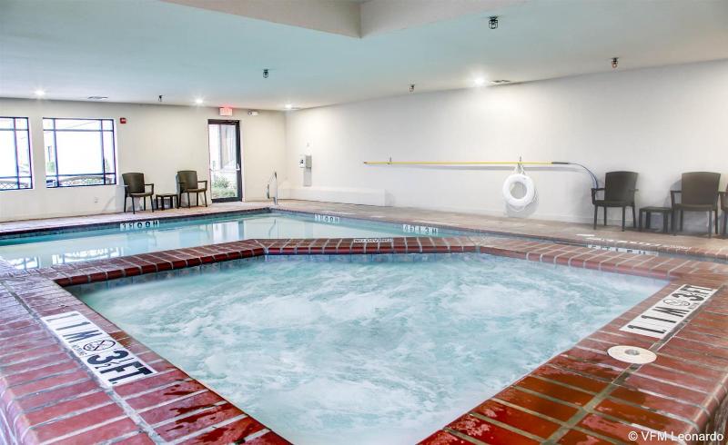 Отель Comfort Suites Tyler South