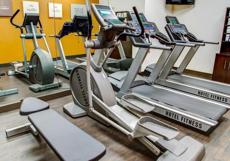 Отель Comfort Suites Tyler South