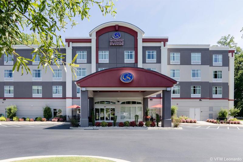 ホテル Comfort Suites Williamsburg Historic Area