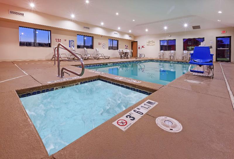 בית מלון כפרי Country Inn & Suites By Radisson, Lubbock, Tx