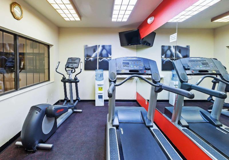 فندق Country Inn & Suites By Radisson, Lubbock, Tx