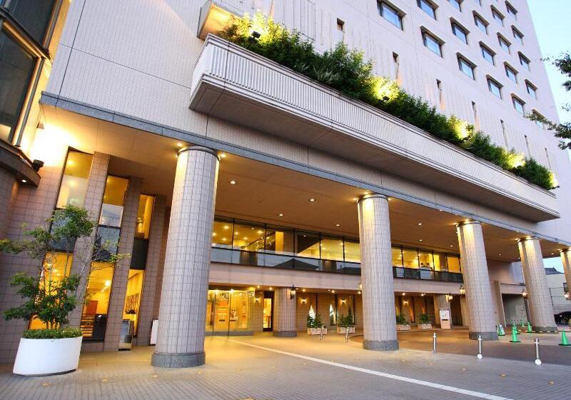 בית מלון כפרי Crown Palais Chiryu