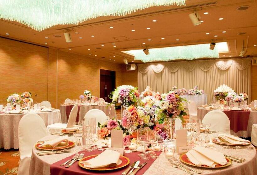 בית מלון כפרי Crown Palais Chiryu