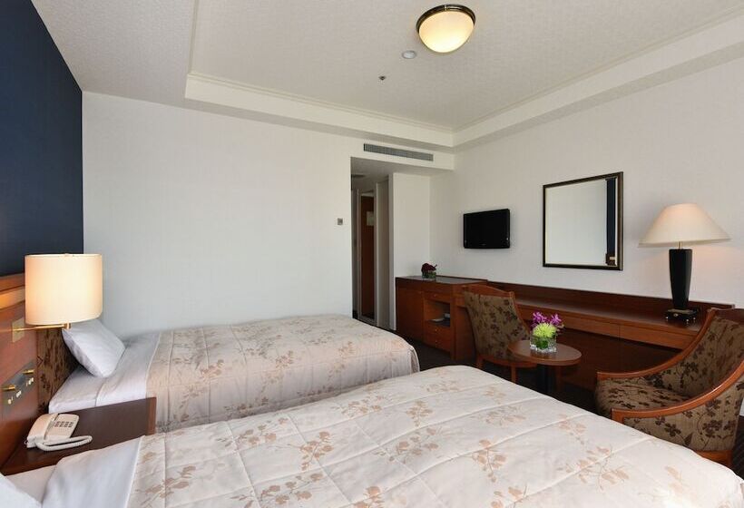 בית מלון כפרי Crown Palais Chiryu