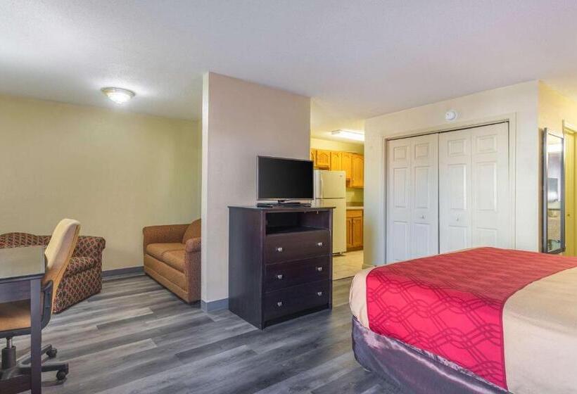 فندق Econo Lodge & Suites Clarksville