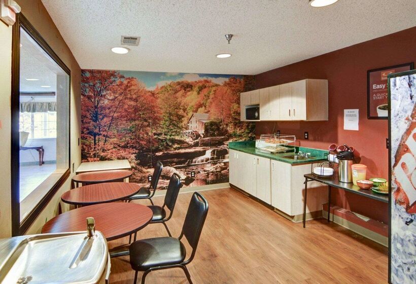 Отель Rodeway Inn & Suites Lewisville I 35