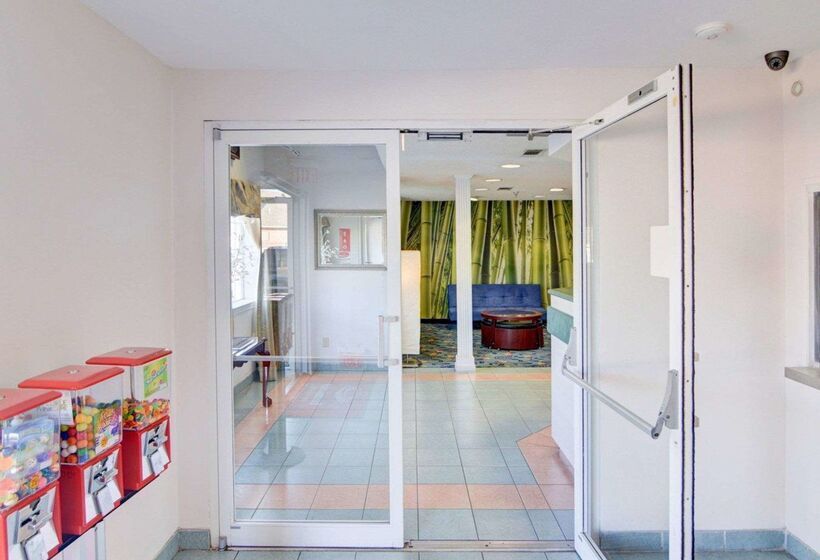 ホテル Rodeway Inn & Suites Lewisville I 35