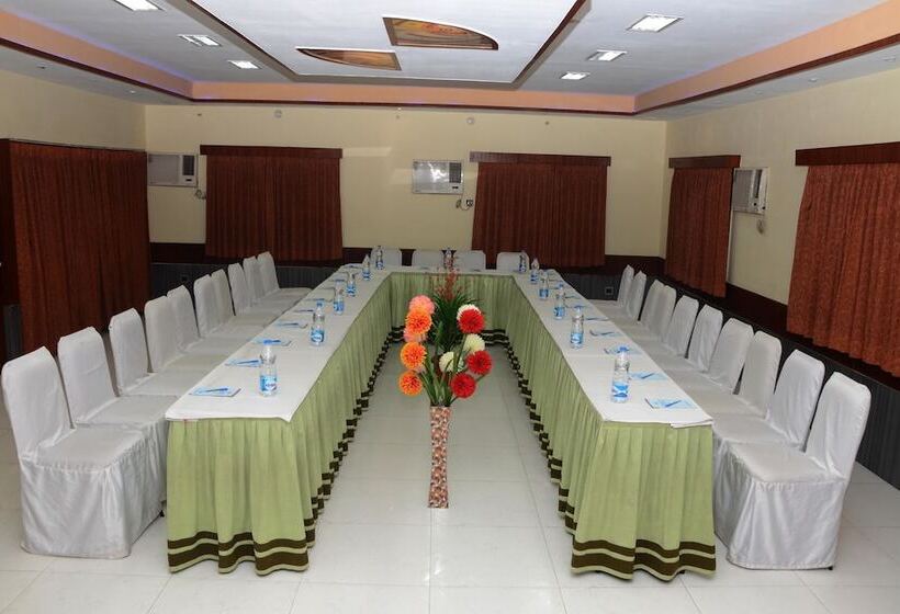 בית מלון כפרי Executive Tower