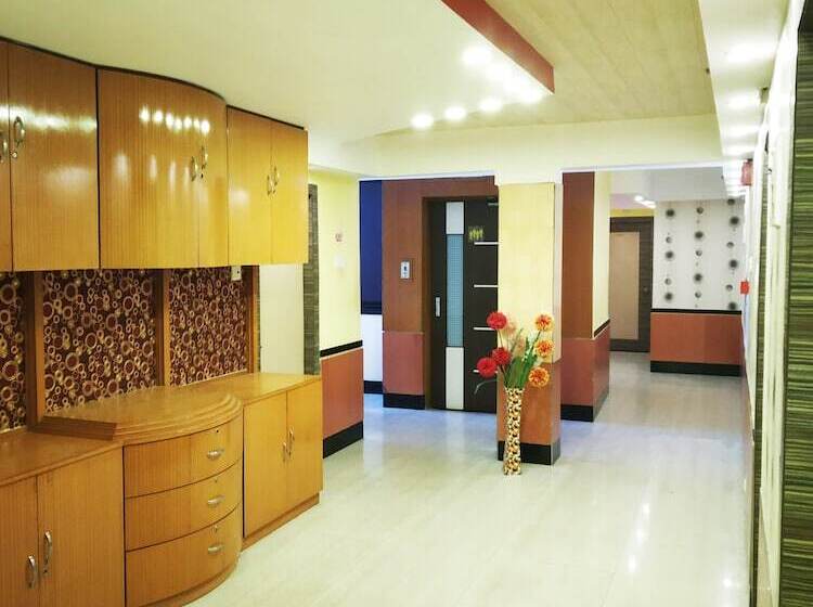 בית מלון כפרי Executive Tower