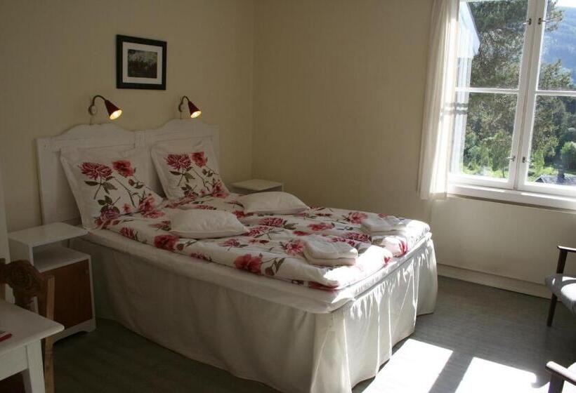 호텔 Furulund Pensjonat