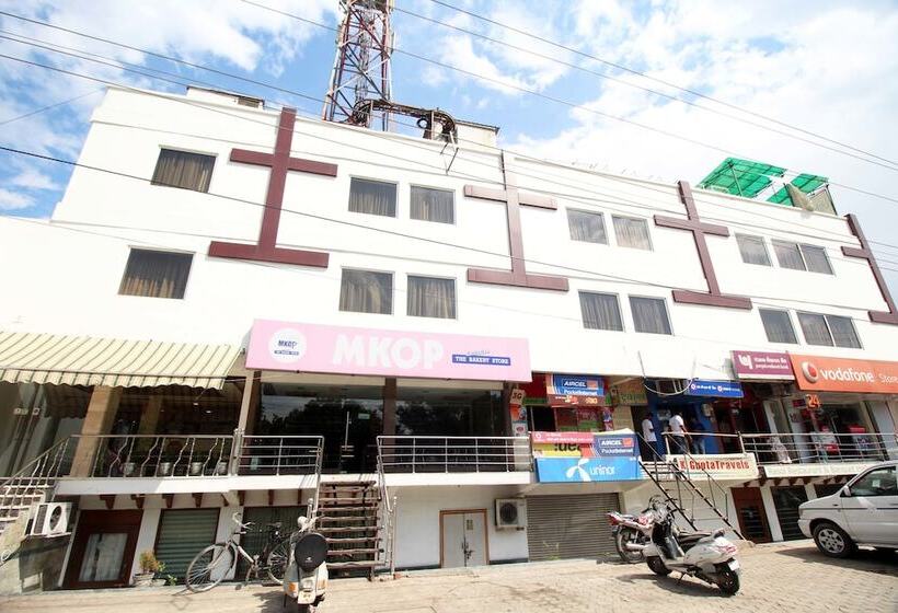 ホテル Genx Usha Kiran Agra