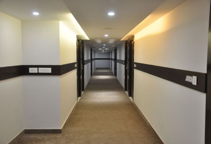 ホテル Genx Usha Kiran Agra