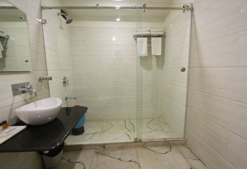 ホテル Genx Usha Kiran Agra