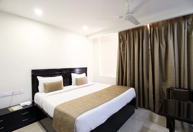 ホテル Genx Usha Kiran Agra