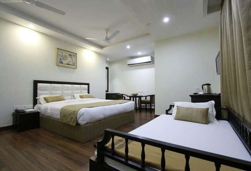 ホテル Genx Usha Kiran Agra