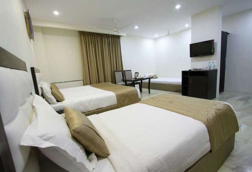 ホテル Genx Usha Kiran Agra