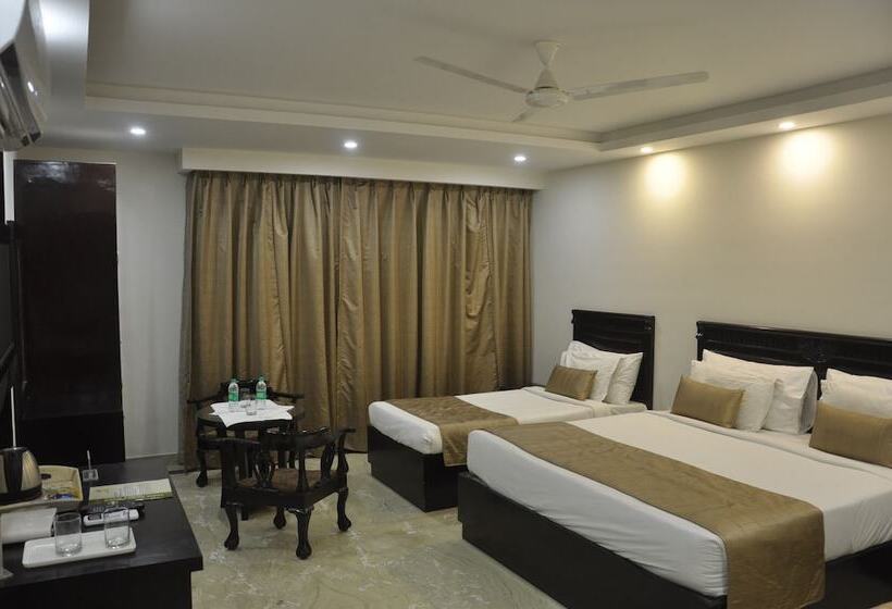 ホテル Genx Usha Kiran Agra