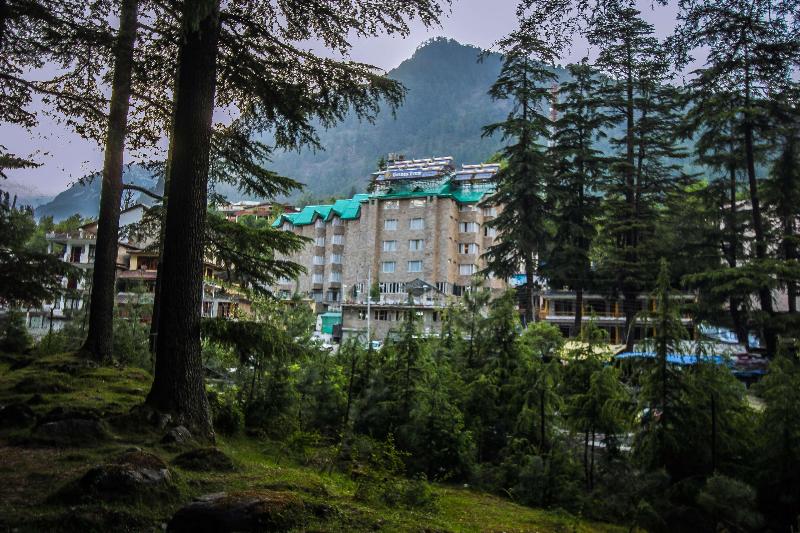 هتل Golden Tulip Manali