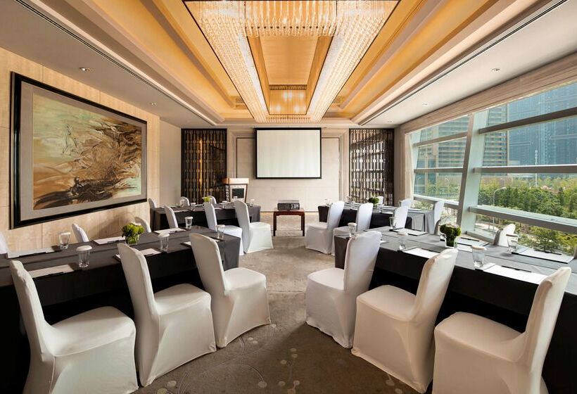 בית מלון כפרי Hilton Dalian