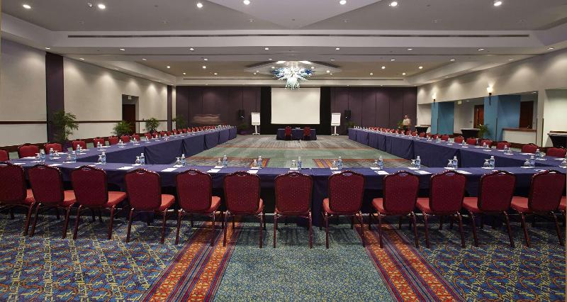 בית מלון כפרי Hilton Dalian