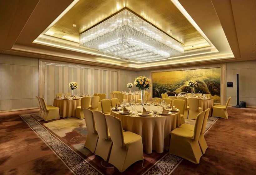 בית מלון כפרי Hilton Dalian