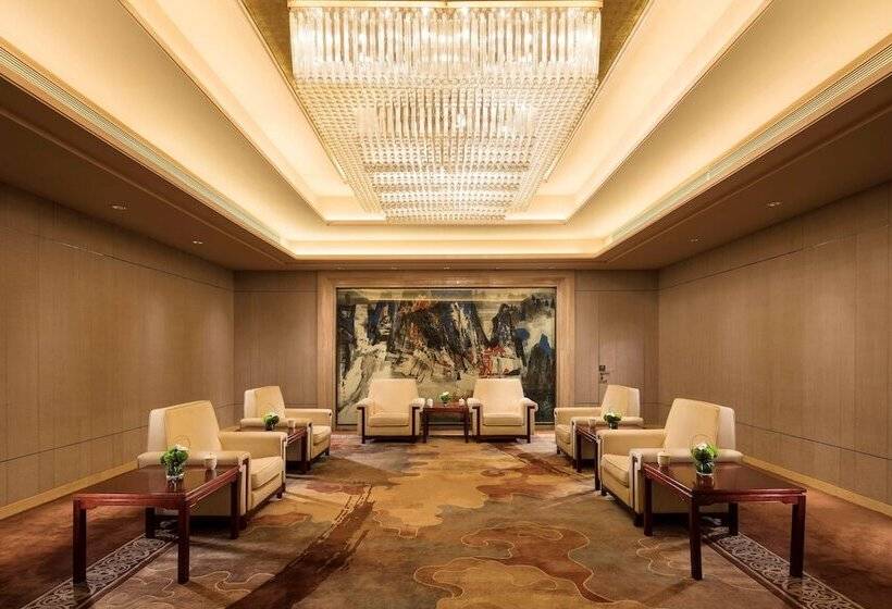 בית מלון כפרי Hilton Dalian