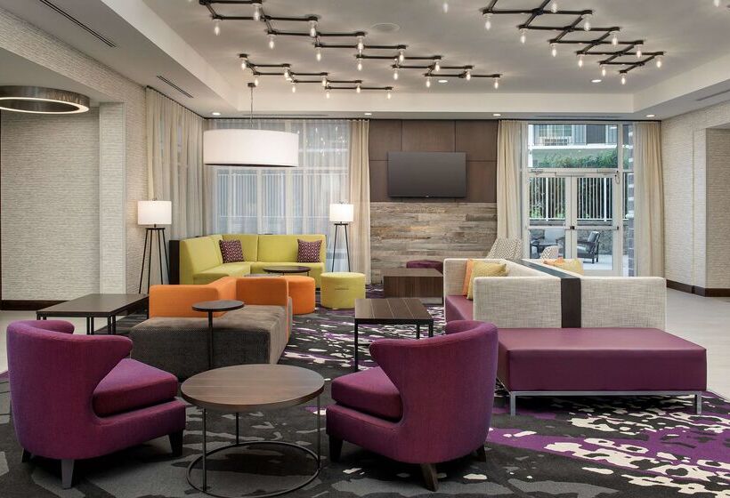 هتل Hilton Garden Inn Columbia Airport