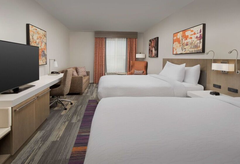 هتل Hilton Garden Inn Columbia Airport