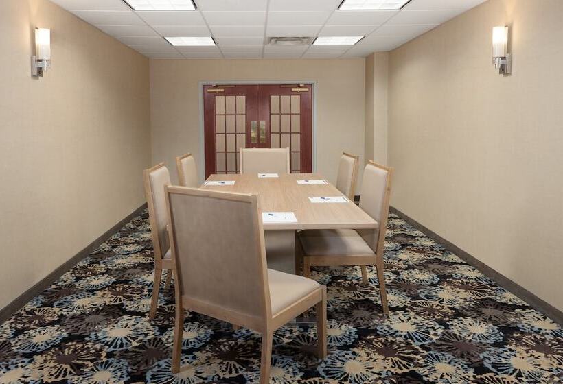 Holiday Inn Express Hotel & Suites Dayton West   Brookville By Ihg