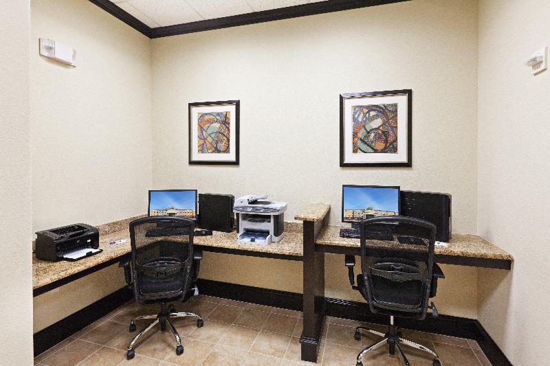 Holiday Inn Express Hotel & Suites Brownfield By Ihg