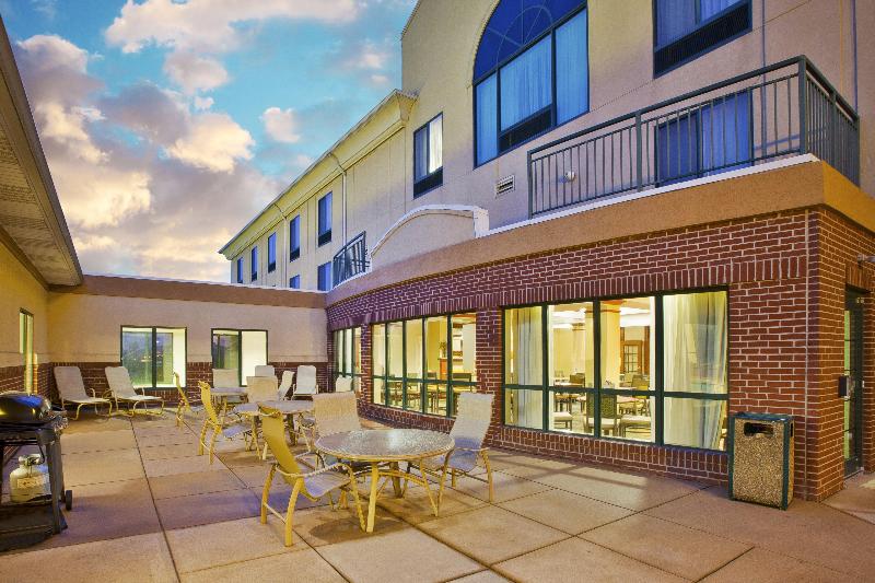 Holiday Inn Express Hotel & Suites Bryan Montpelier, An Ihg