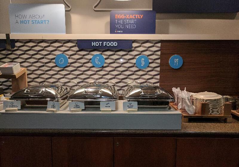 Holiday Inn Express Hotel & Suites Bryan Montpelier, An Ihg