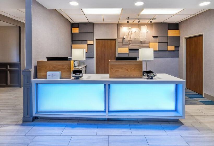 Holiday Inn Express Hotel & Suites Deadwood Gold Dust Casino By Ihg