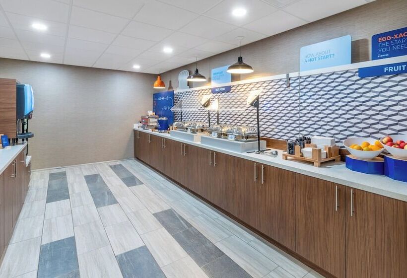 Holiday Inn Express Hotel & Suites Deadwood Gold Dust Casino By Ihg