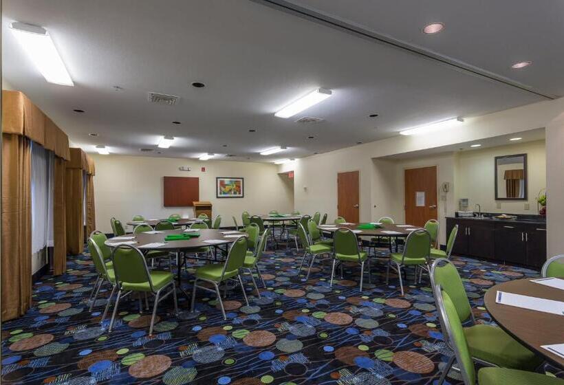Holiday Inn Express Hotel & Suites Edmond, An Ihg