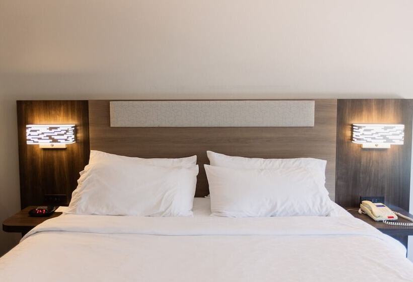 호텔 Holiday Inn Express & Suites Guthrie By Ihg