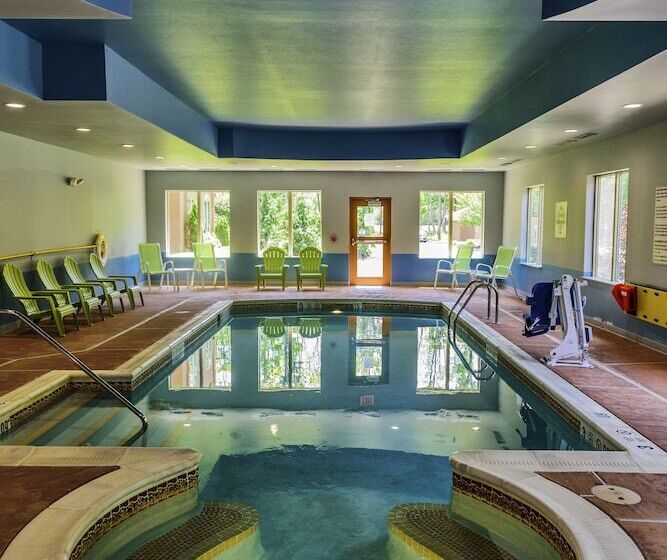 Holiday Inn Express Hotel & Suites Hamburg, An Ihg