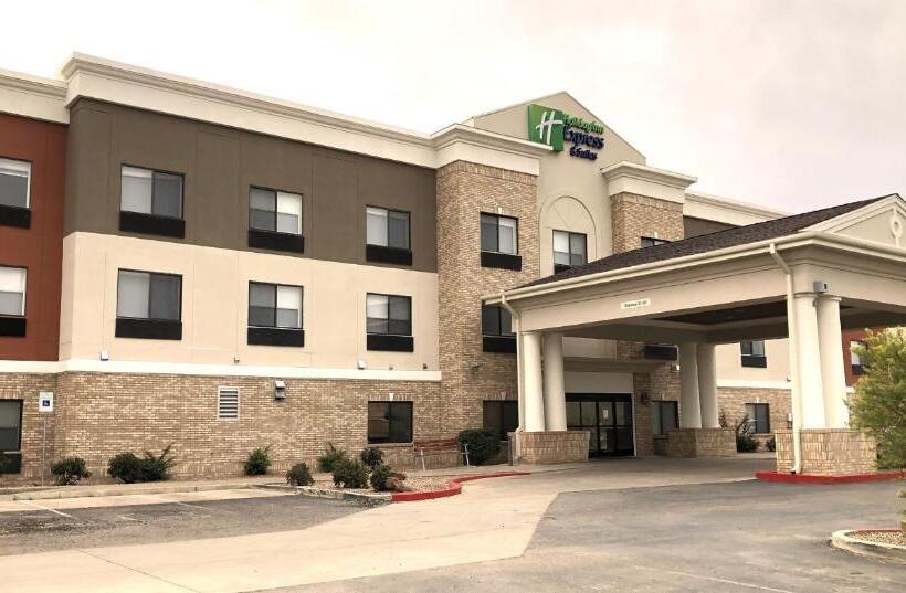Holiday Inn Express Hotel & Suites Las Vegas, An Ihg