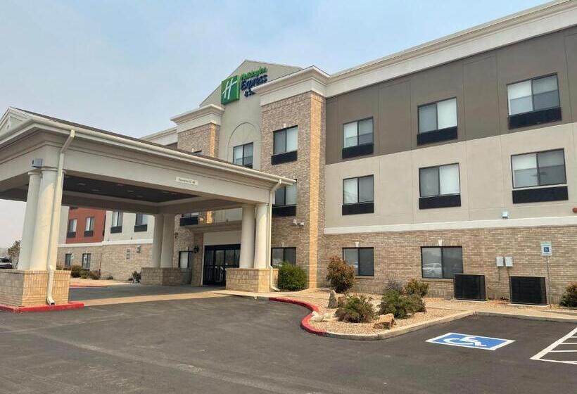 Holiday Inn Express Hotel & Suites Las Vegas, An Ihg
