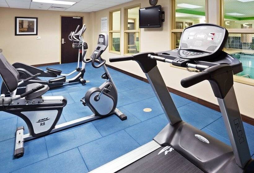 Holiday Inn Express Hotel & Suites Newport South, An Ihg