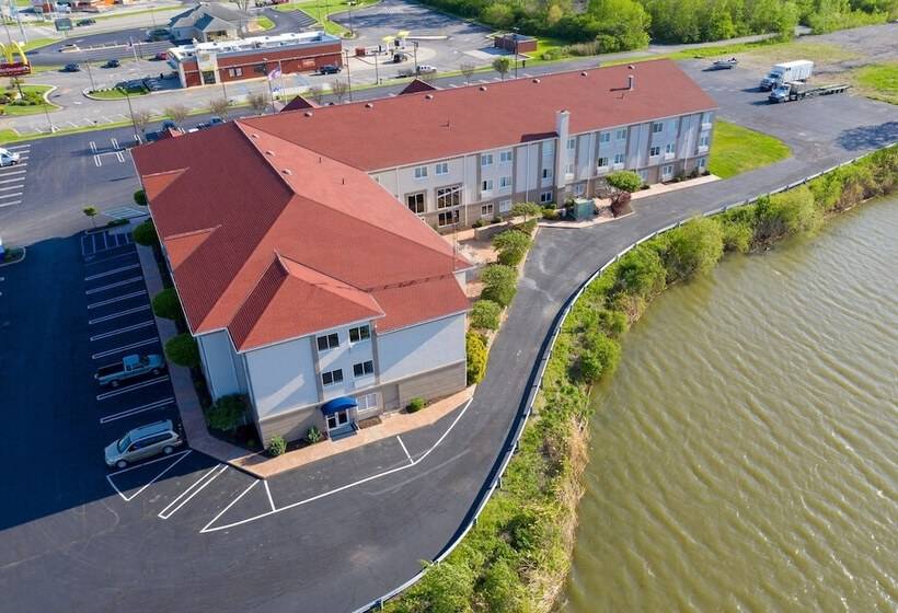 Holiday Inn Express Hotel & Suites Port Clinton Catawba Island, An Ihg