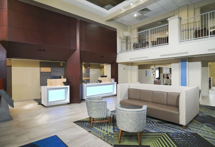 Holiday Inn Express Hotel & Suites Port Clinton Catawba Island, An Ihg